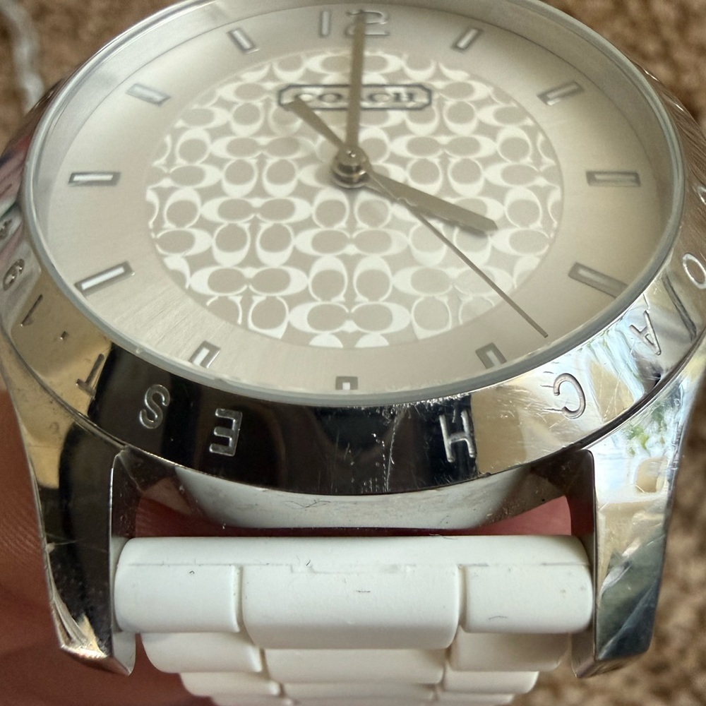 Coach White Signature Watch | Stainless Steel | Needs New Battery - Picture 13 of 14